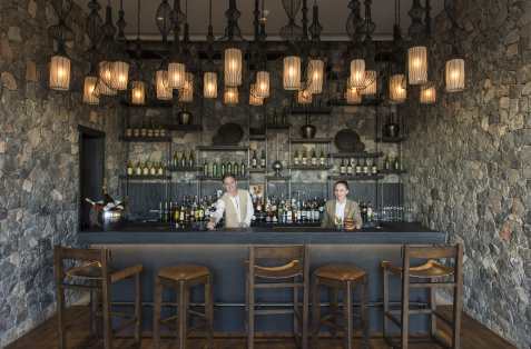 rose-lounge.jpg